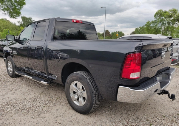 Dodge RAM cena 94500 przebieg: 144000, rok produkcji 2016 z Ostrołęka małe 407